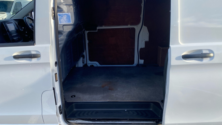 Mercedes-Benz Vito L3 Diesel Rwd 116CDI Progressive Van 9G-Tronic